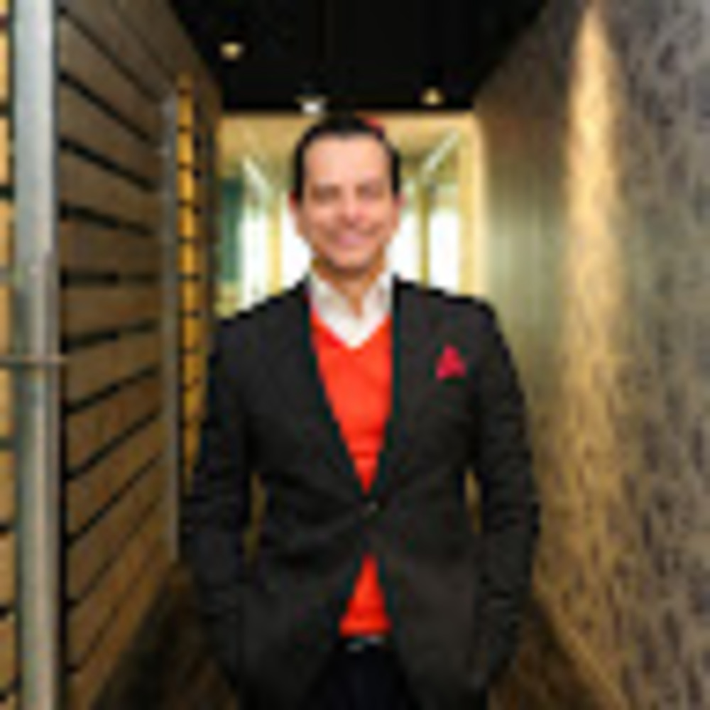 Meet your Posher, Luis